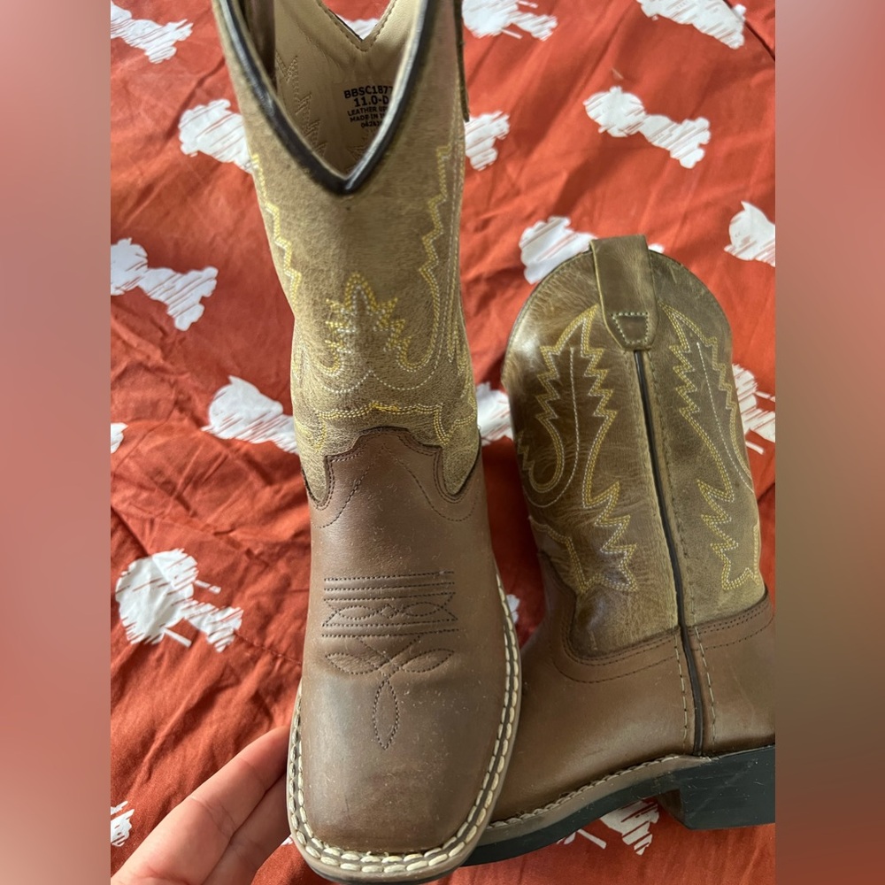 CODY JAMES BOYS' STITCHED WESTERN BOOTS - SQUARE TOE